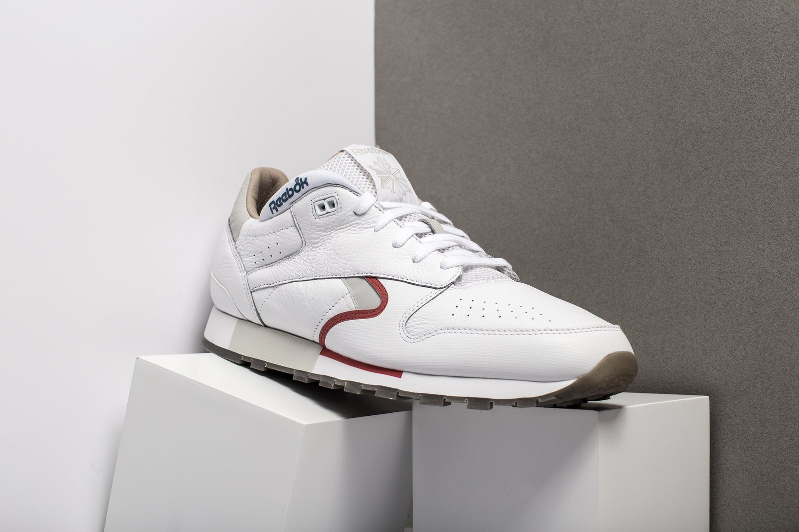 reebok classic leather urge