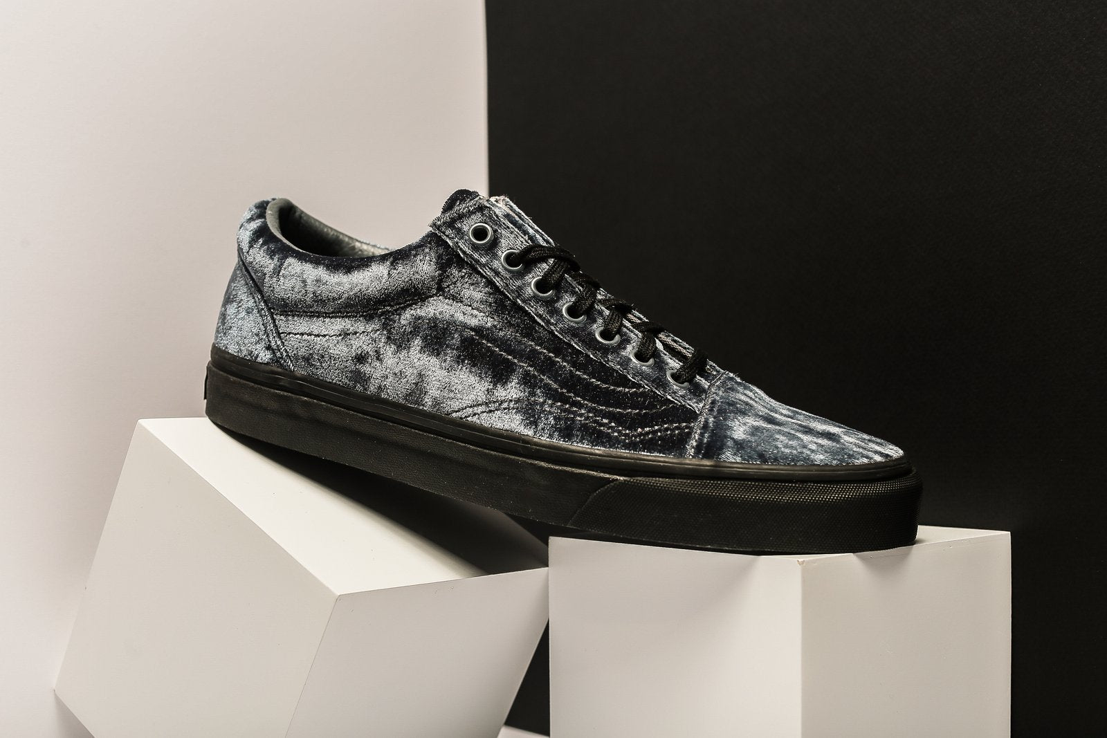 VANS OLD SKOOL (VELVET) - Oneness Boutique