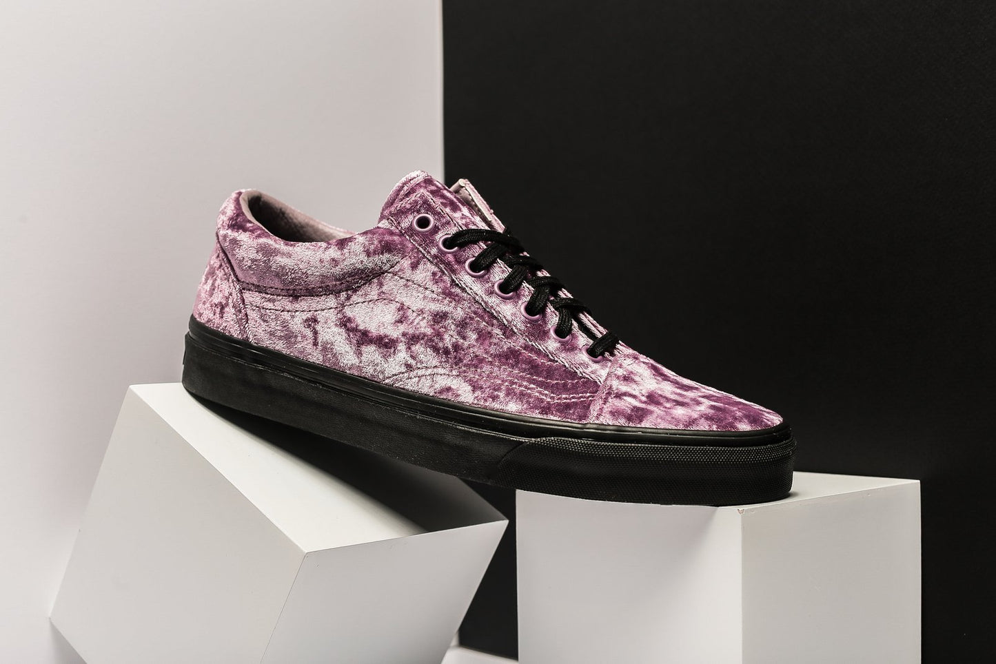 Vans Old Skool (Velvet) – Oneness Boutique