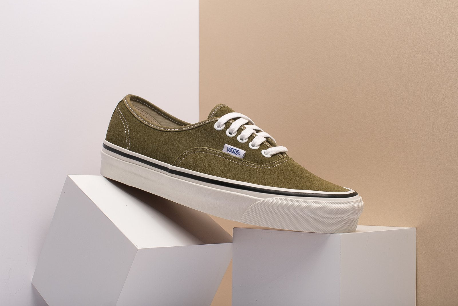 VANS UA AUTHENTIC 44 DX - Oneness Boutique