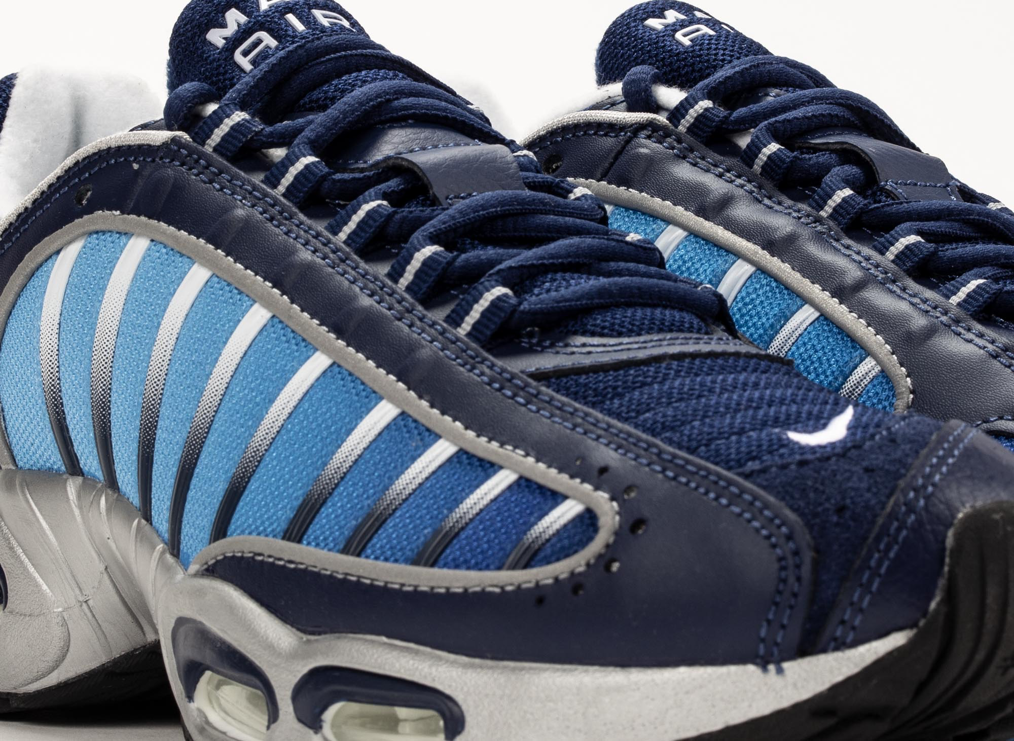 air max tailwind iv blue