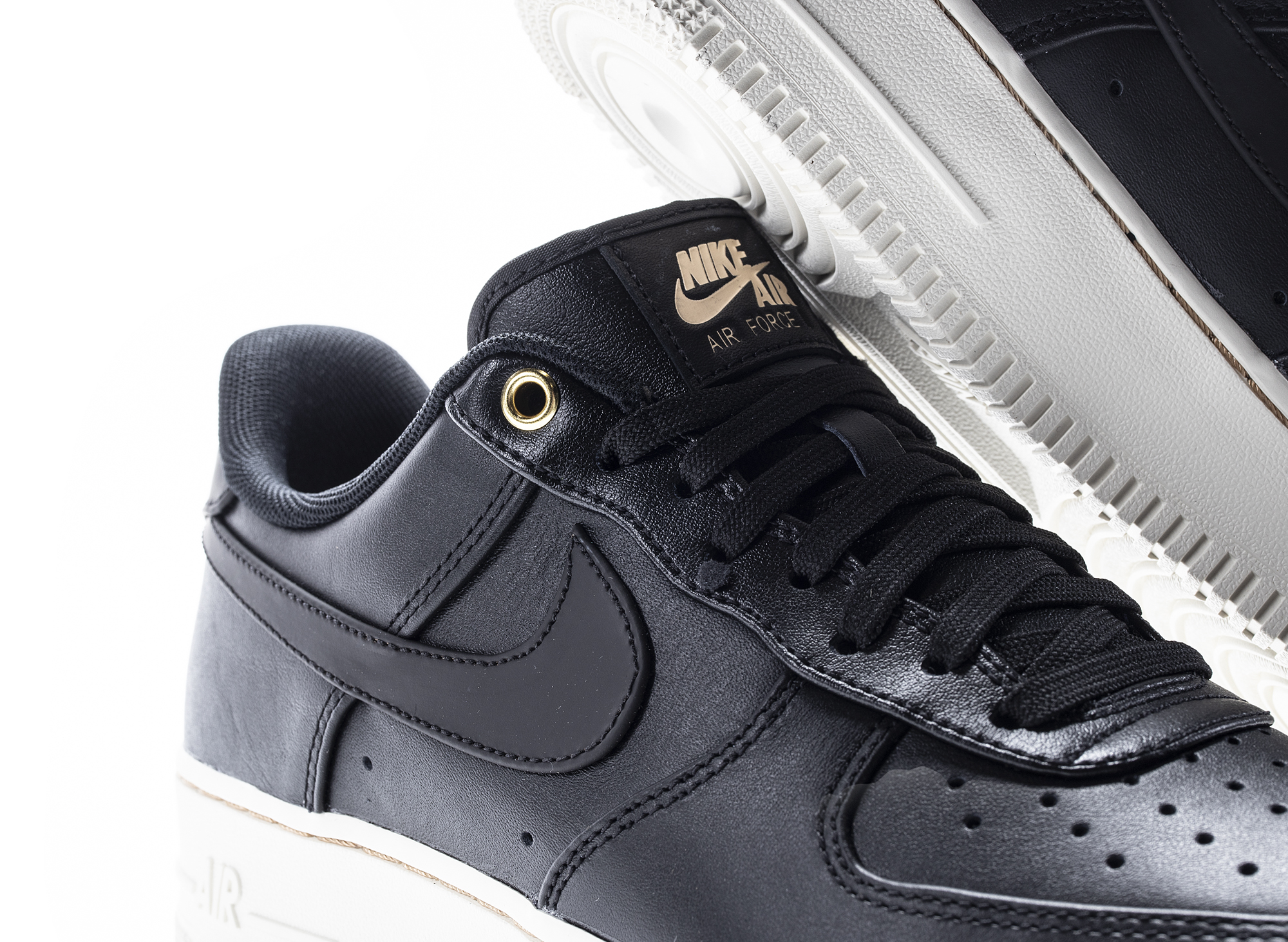 nike air force 1 premium black