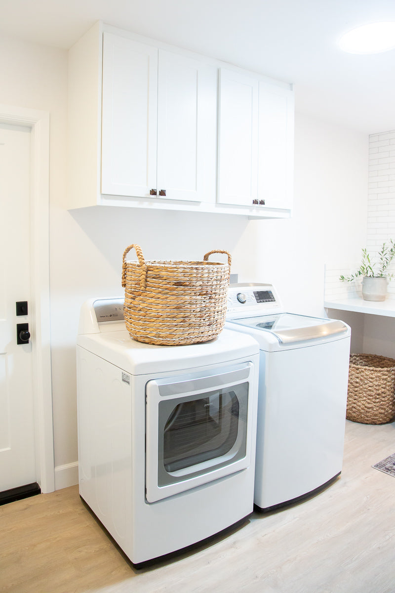The Perfect Small Laundry Room Reno from 1111 Light Lane – Semihandmade
