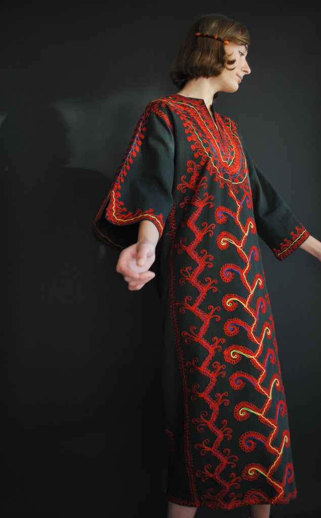 red caftan