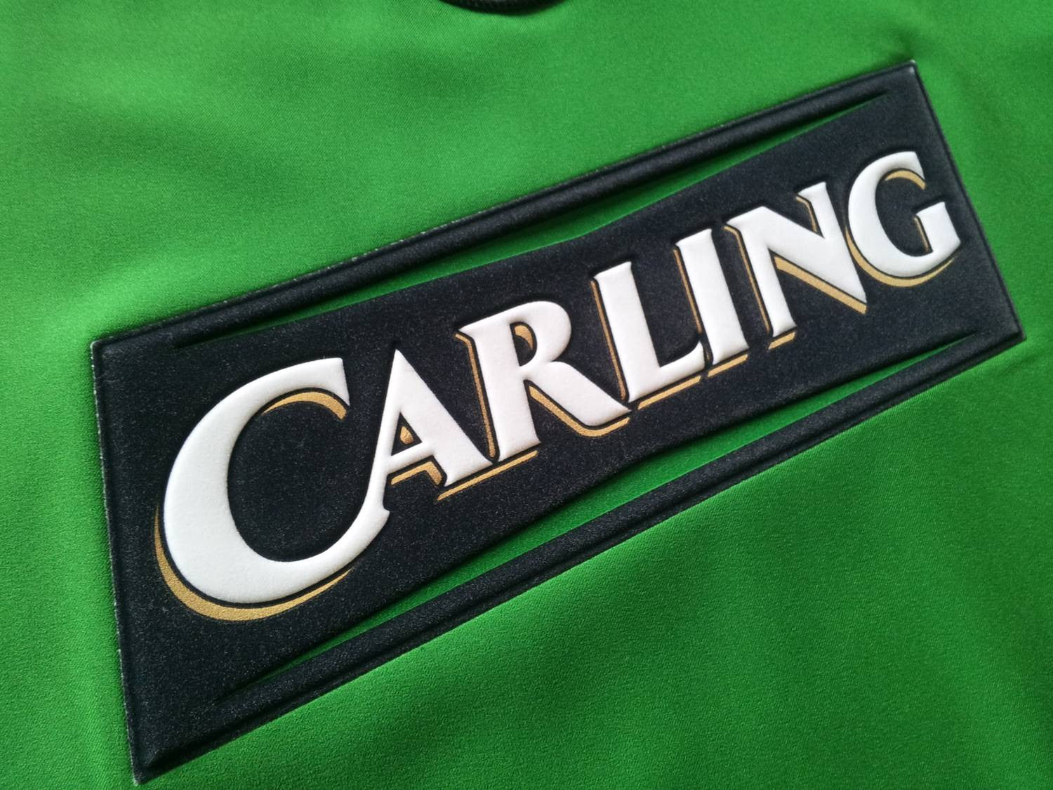 2005/06 Celtic Away Champions League Football Shirt. Sutton #9 (M)