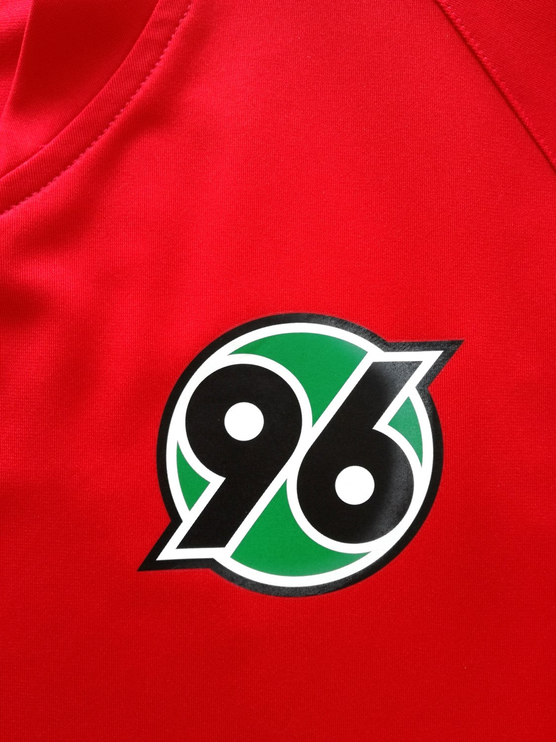 2008/09 Hannover 96 Home Bundesliga Football Shirt Forssell #32 (M)