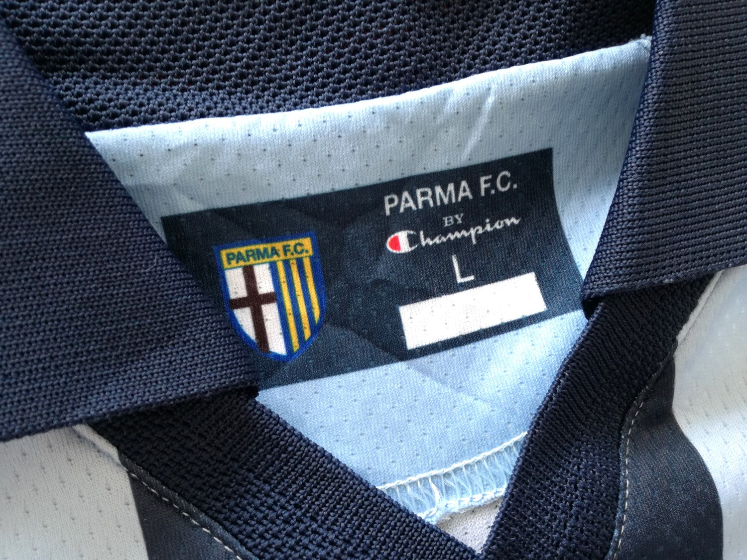 2004/05 Parma 3rd Football Shirt (L)