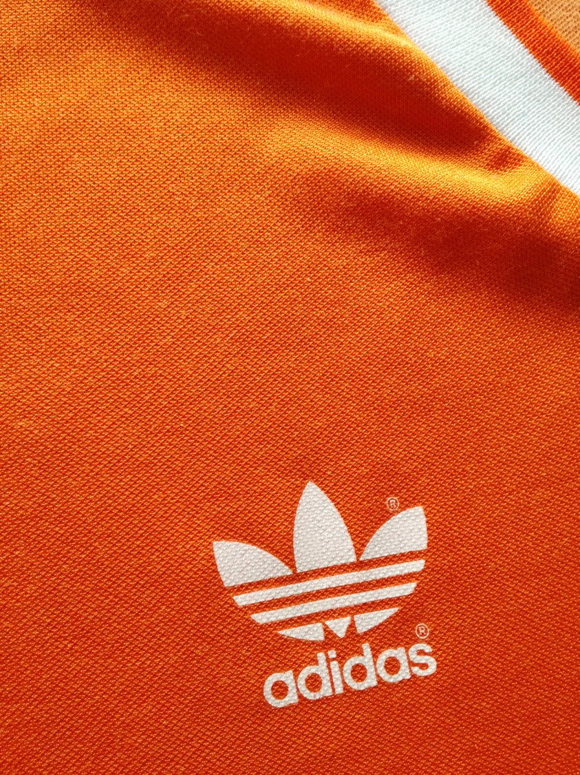 1985/86 Netherlands Home Football Shirt. (M)