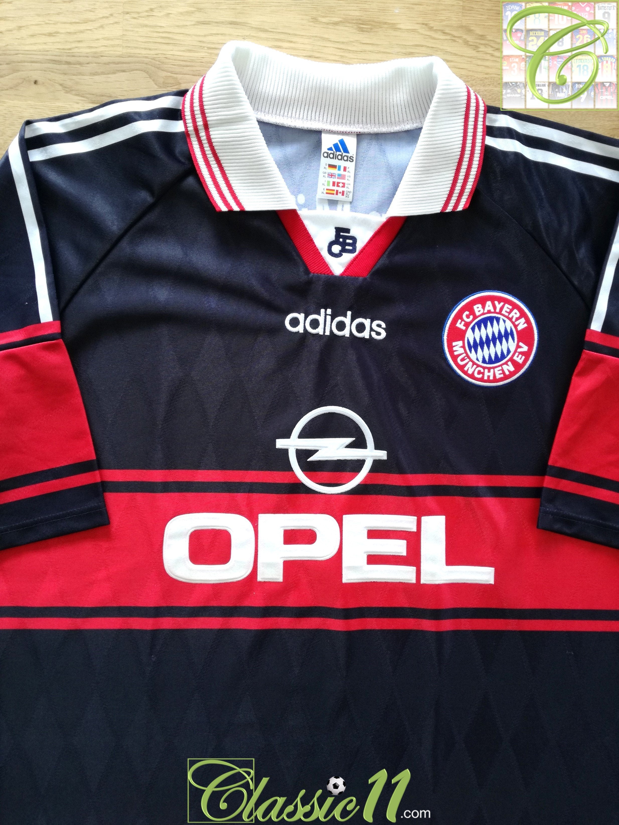 1997/98 Bayern Munich Home Football Shirt (S)