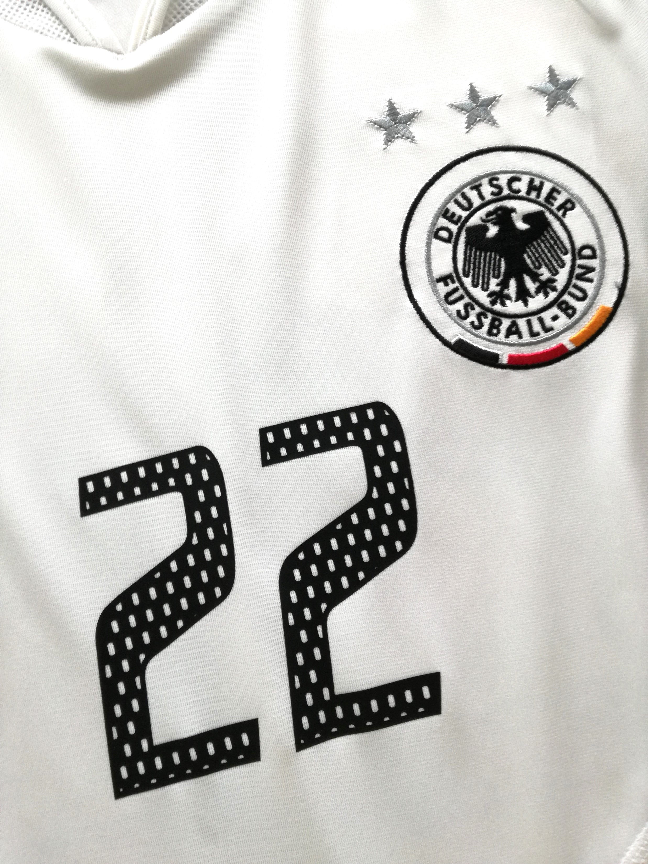 2004/05 Germany Home Football Shirt Kuranyi #22 (L)