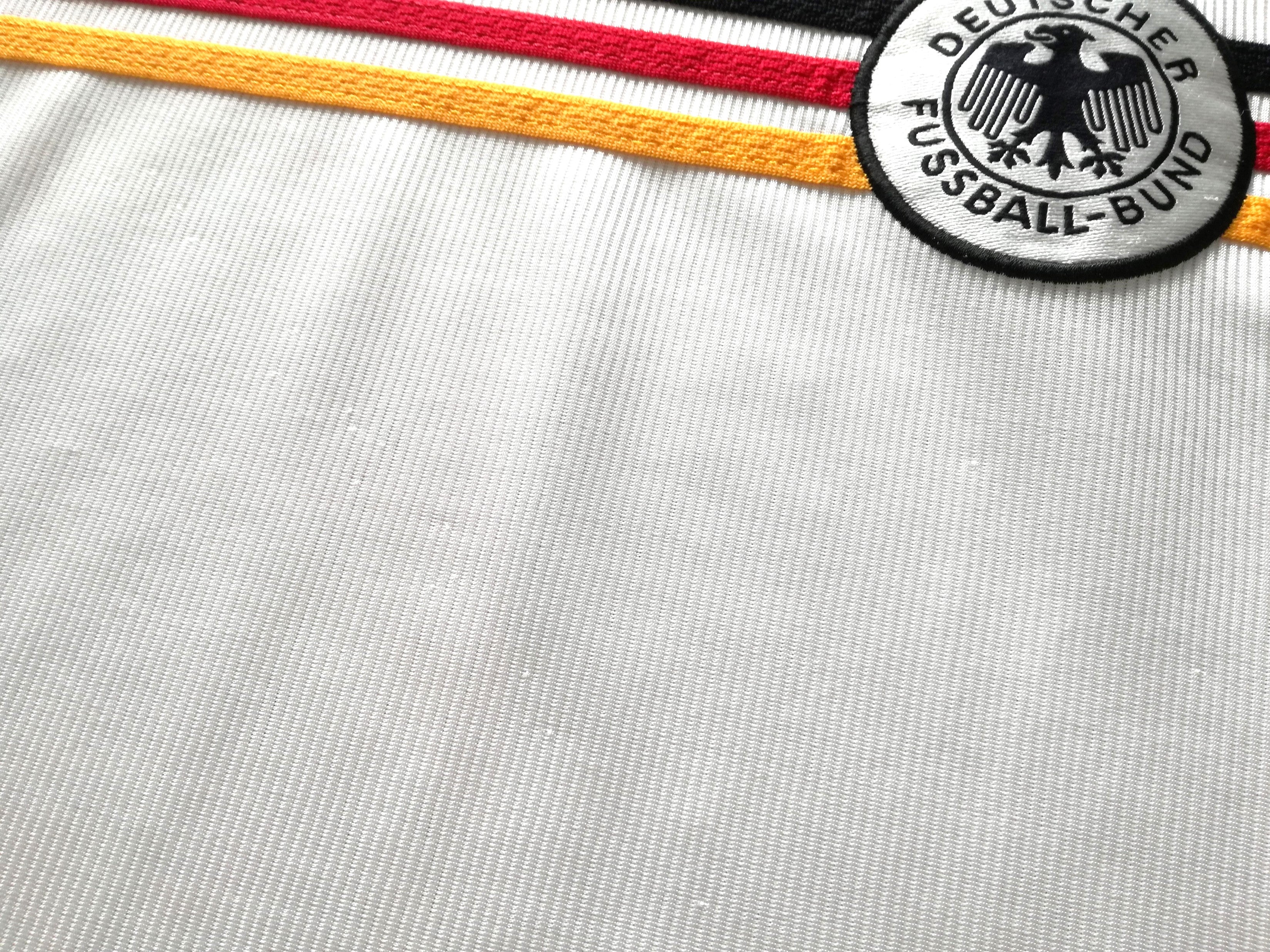 1998/99 Germany Home Football Shirt (M)