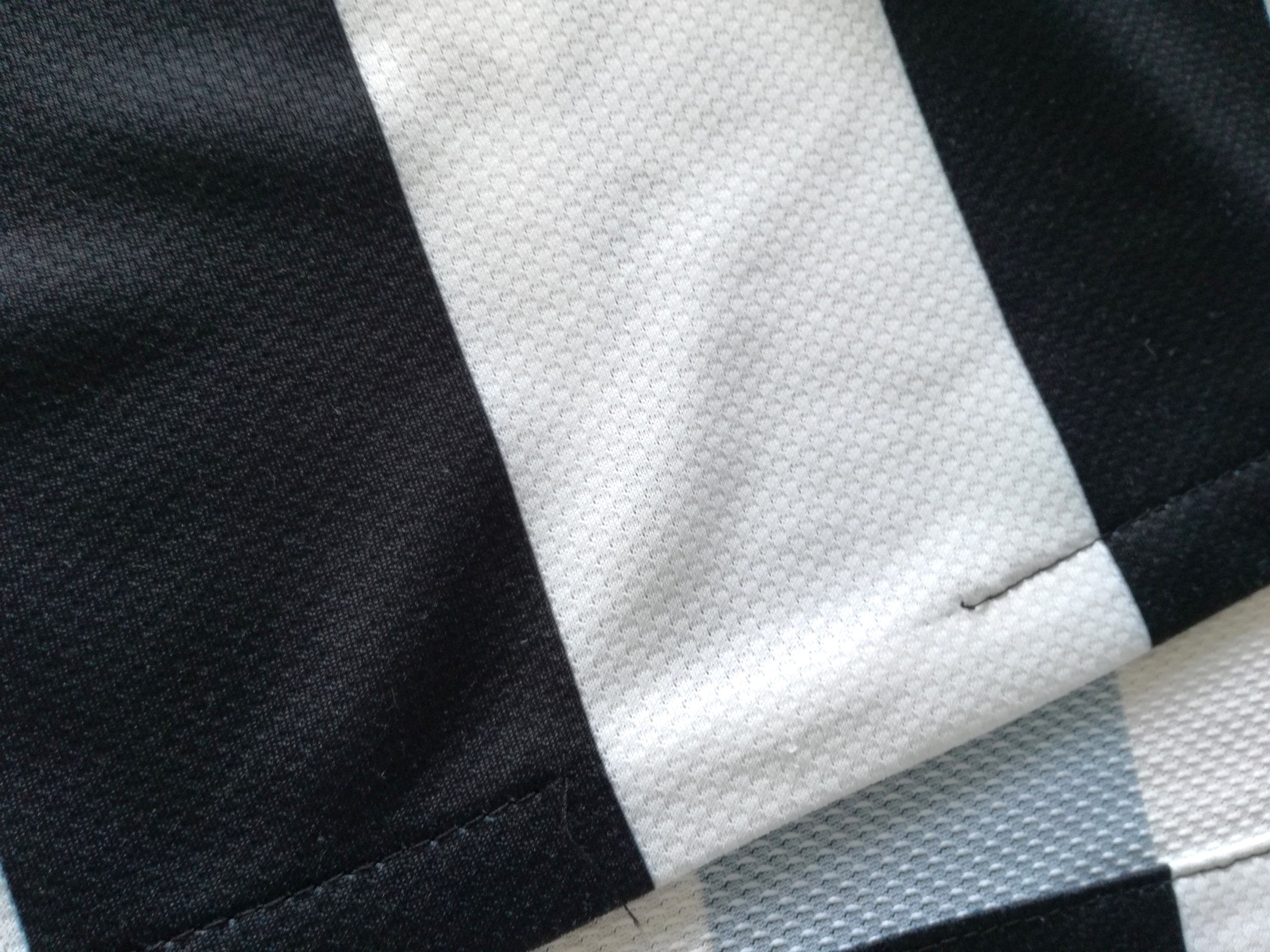 2009/10 Juventus Home Football Shirt (S)