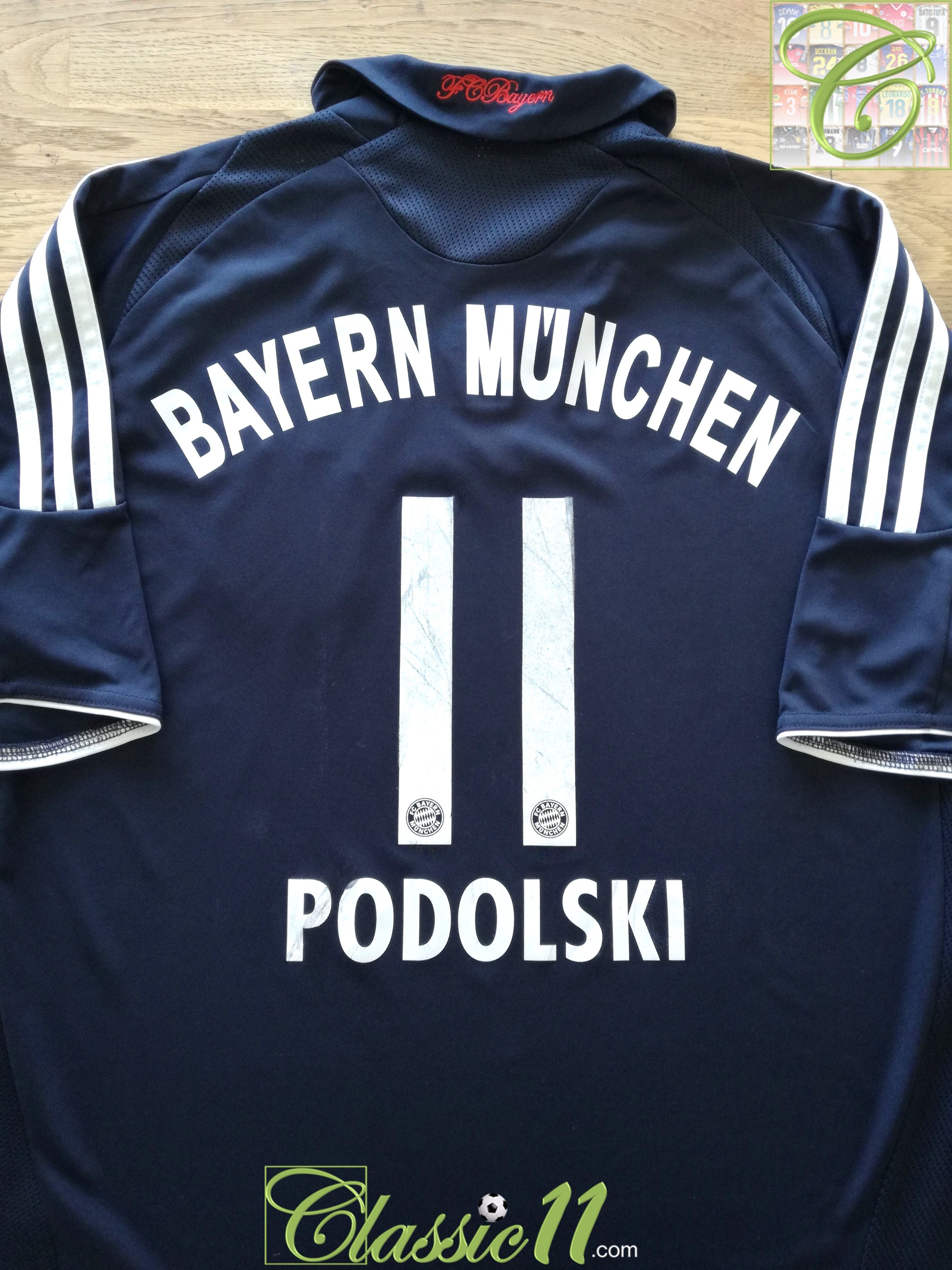 2008/09 Bayern Munich Away Football Shirt Podolski #11 (Y)