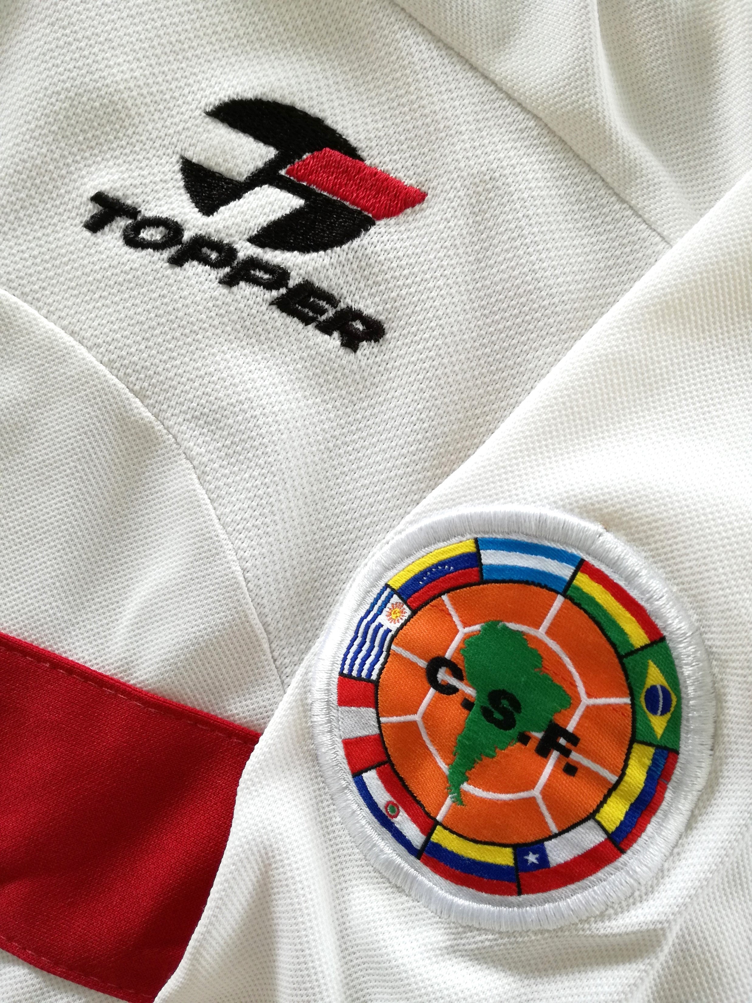 2005 Sao Paulo Home 'Club World Cup' Football Shirt. (M)