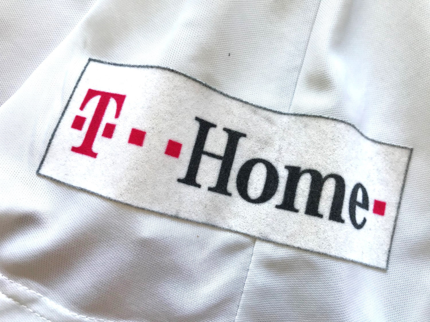 2007/08 Stuttgart Home Bundesliga Football Shirt Hitzlsperger #11 (XL)