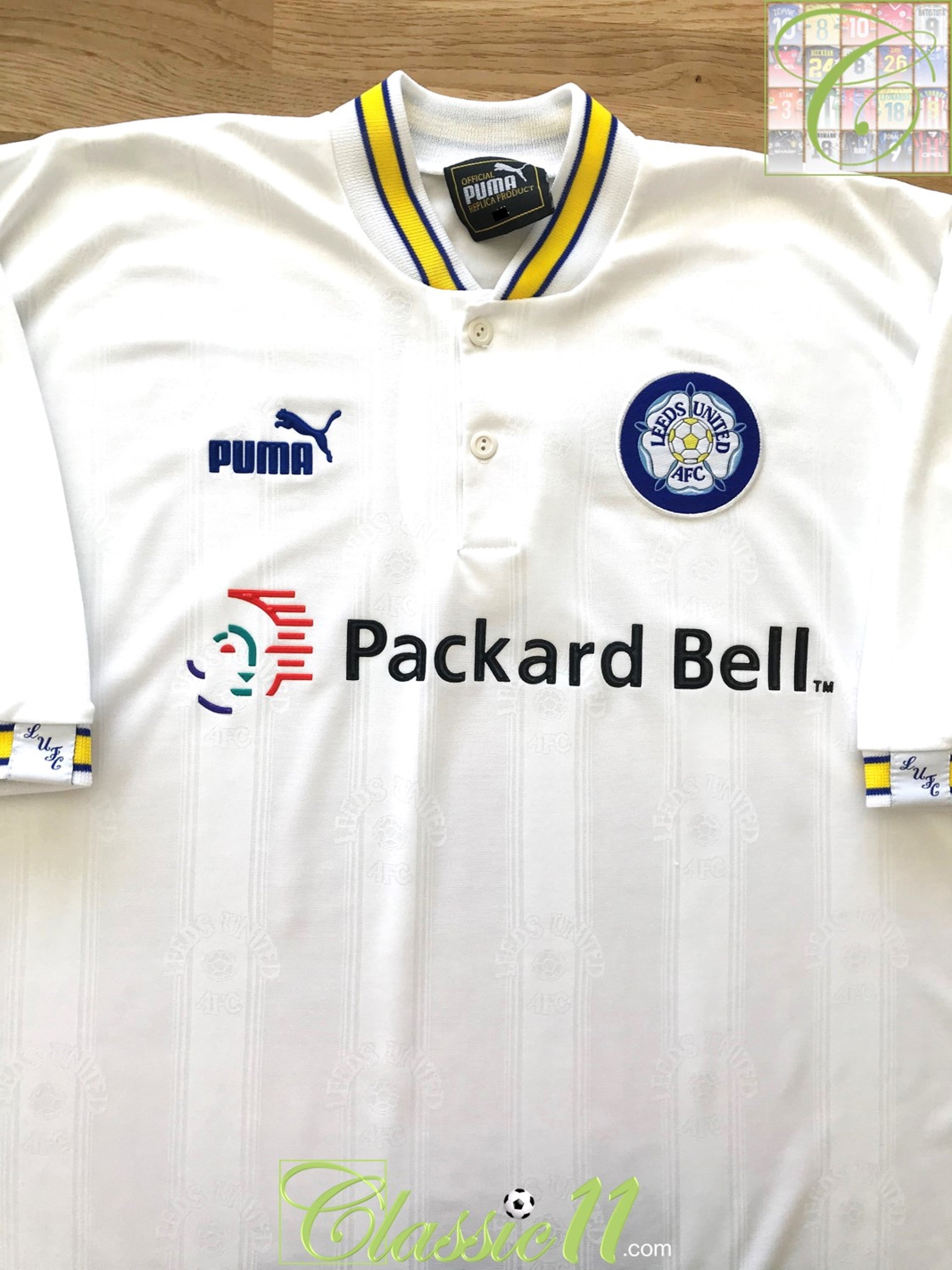 1997/98 Leeds Utd Home Premier League Football Shirt Kewell #19 (S)