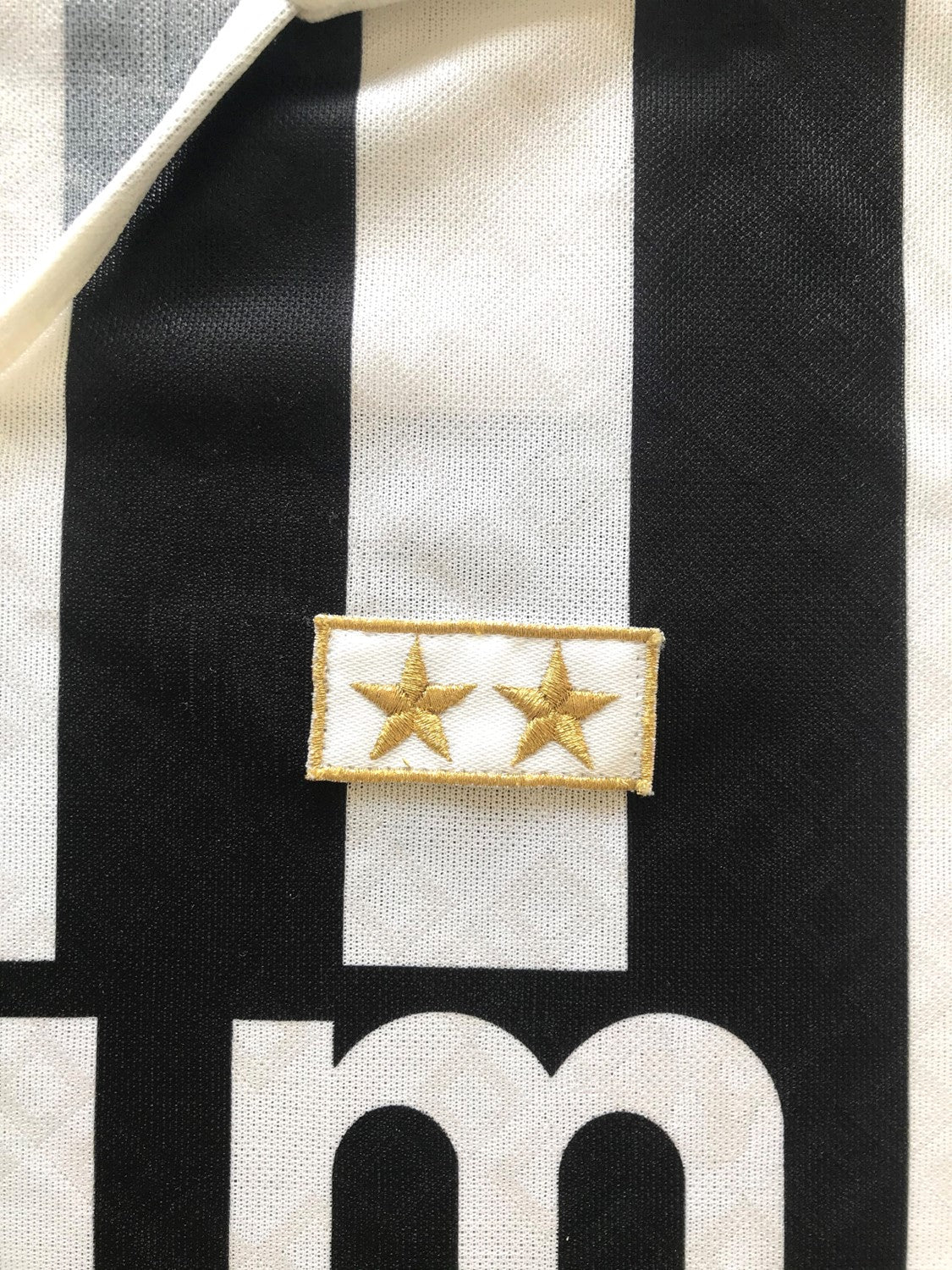 1990/91 Juventus Home Basic Football Shirt. (XL)