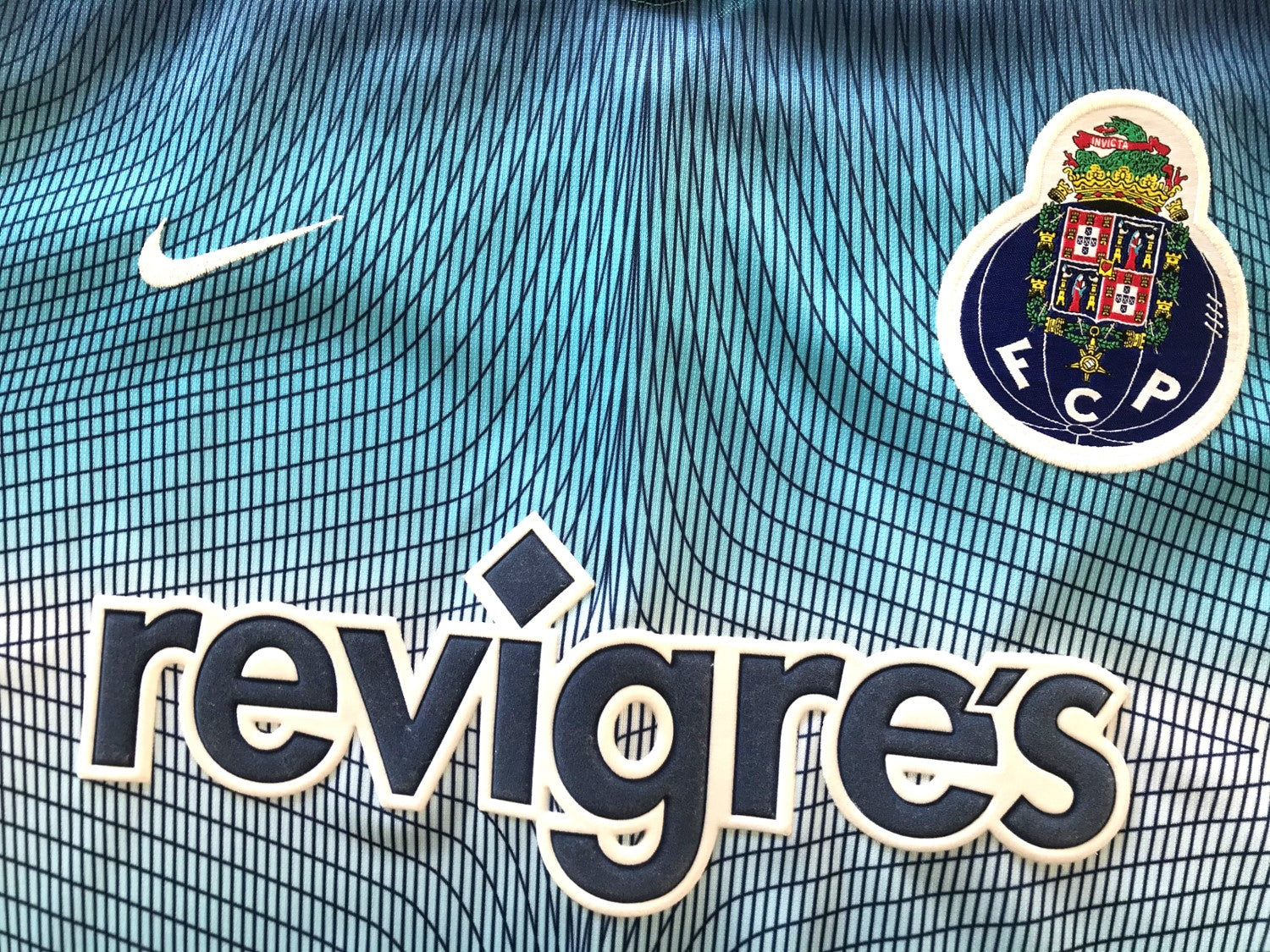 2002/03 FC Porto Away Primeira Liga Football Shirt (M)