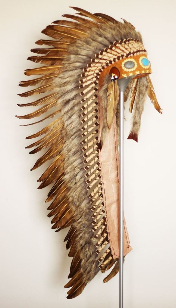 Corto blanco gallo – Tocado de plumas nativo americano indio inspirado
