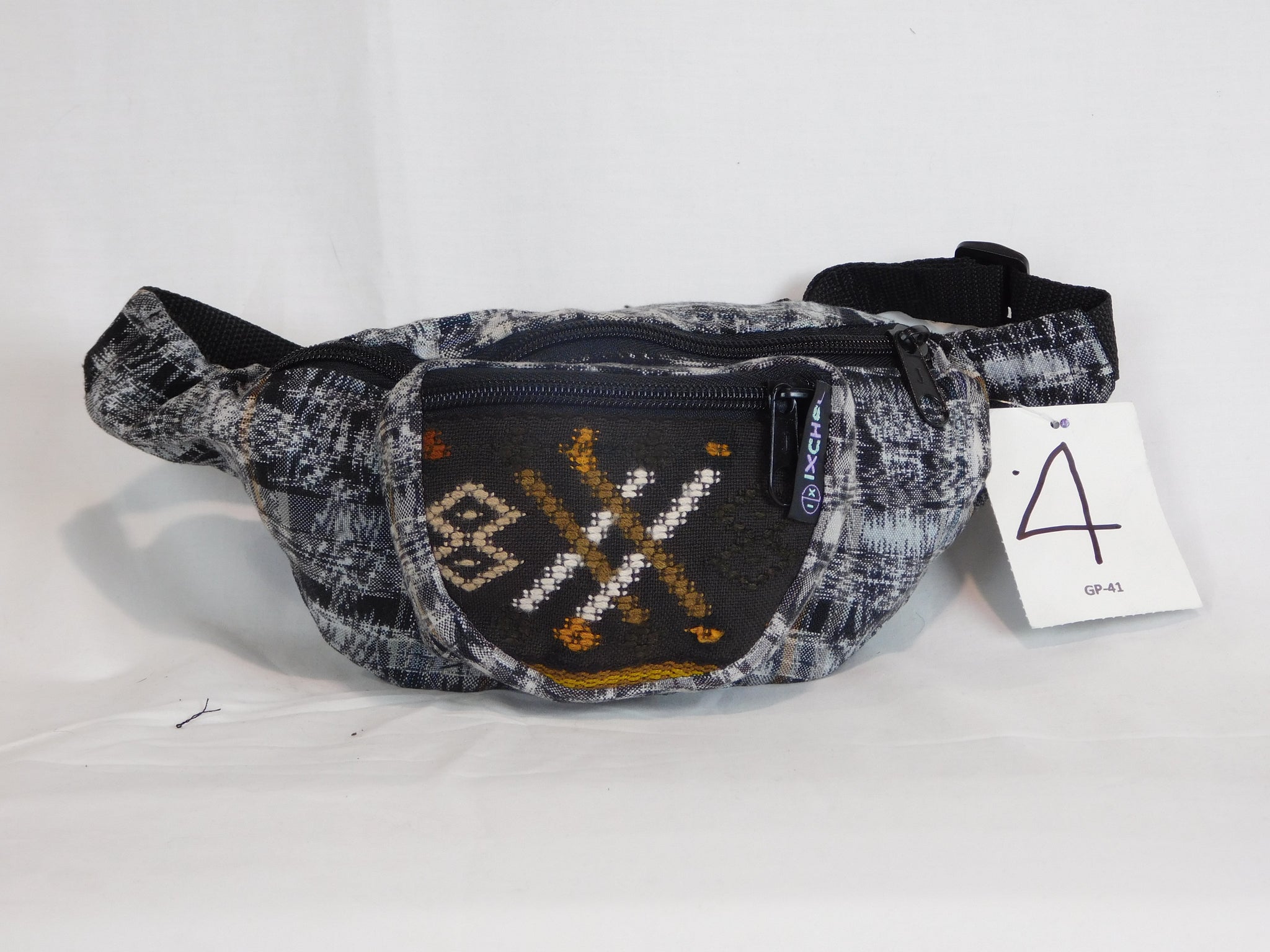 YEGFTSN Fanny Pack for Men & Women,Native American Indian