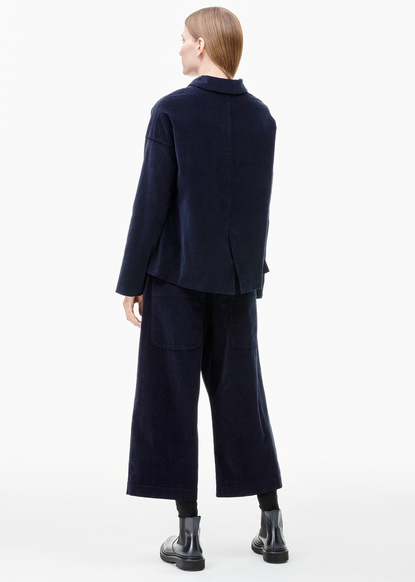 Velvet Wide & Short Trousers Navy - TIINA the STORE