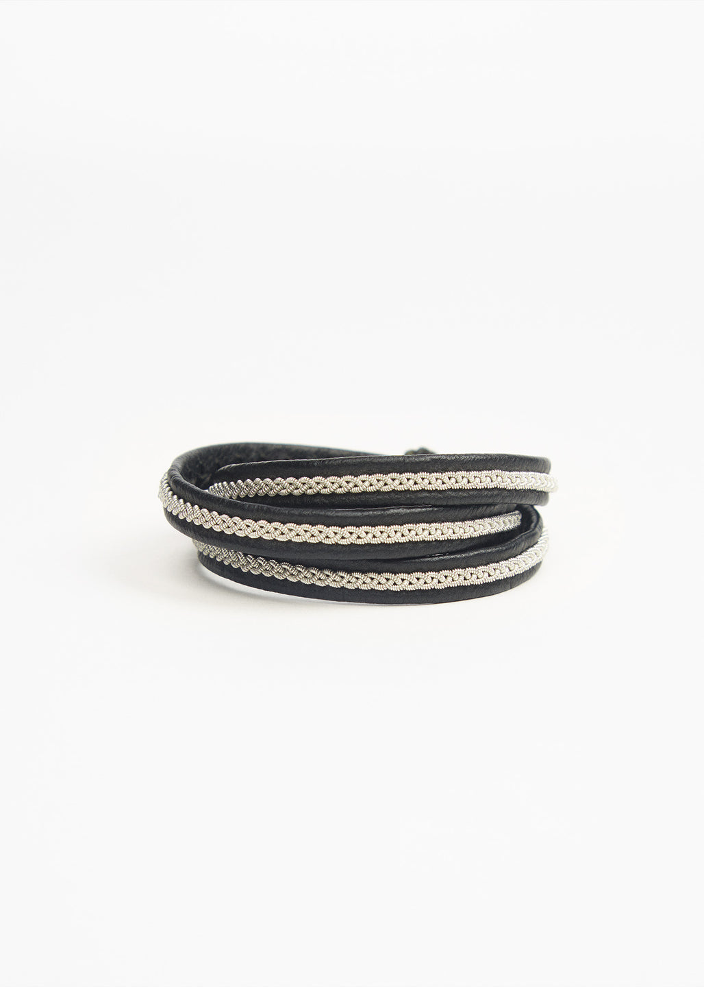 Maria Rudman Loose Wrap Bracelet Navy | Tiina The Store