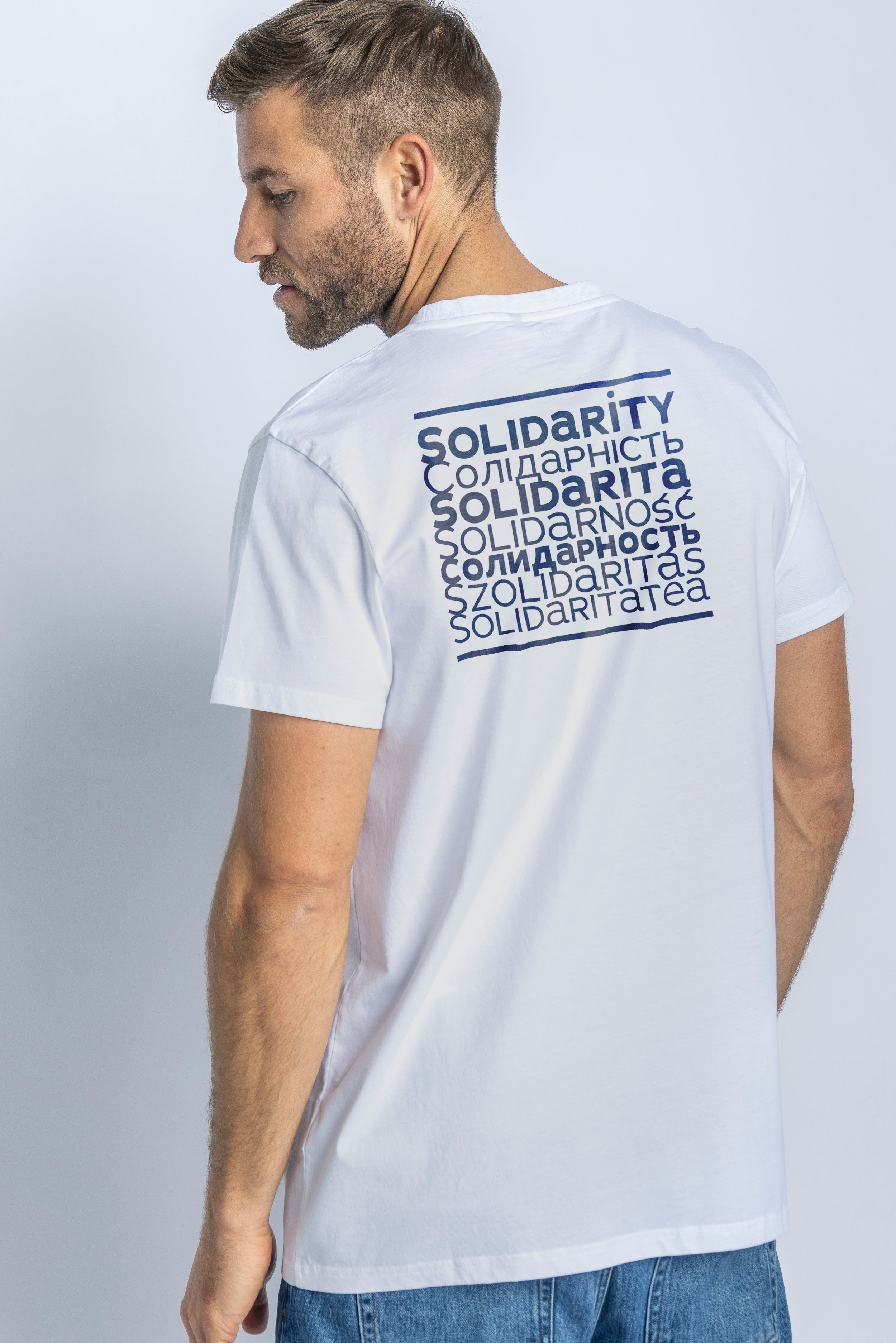 charla administración Efectivamente SOLIDARITY T-Shirt Unisex, Weiß – DIRTS