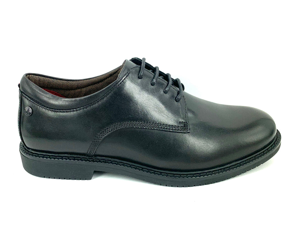 Clarks Dallas School Shoes E width 