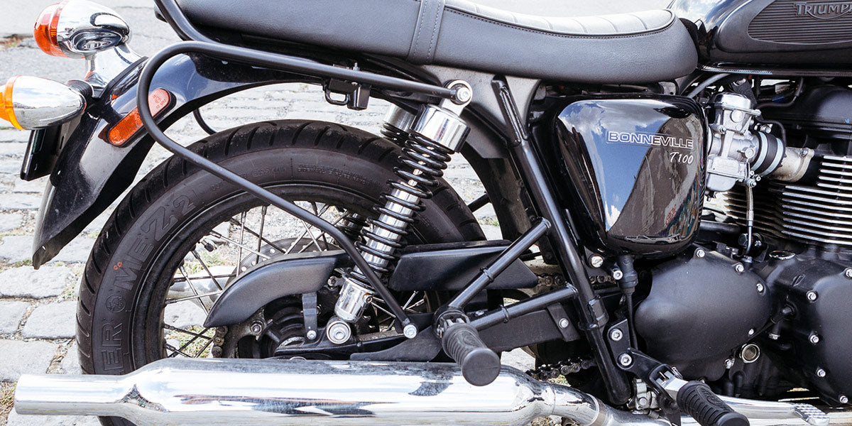 saddlebags for triumph bonneville