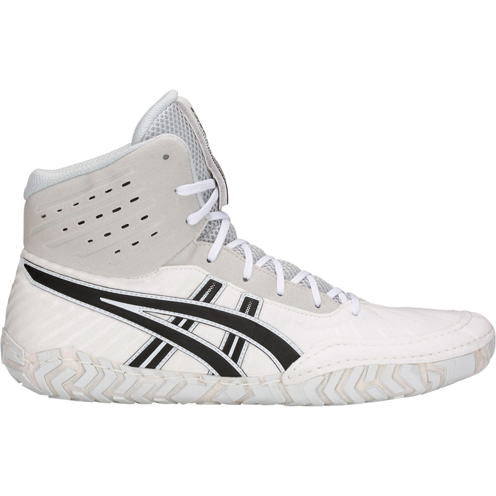 asics aggressor wrestling shoes review