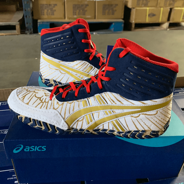 asics aggressor red white and blue