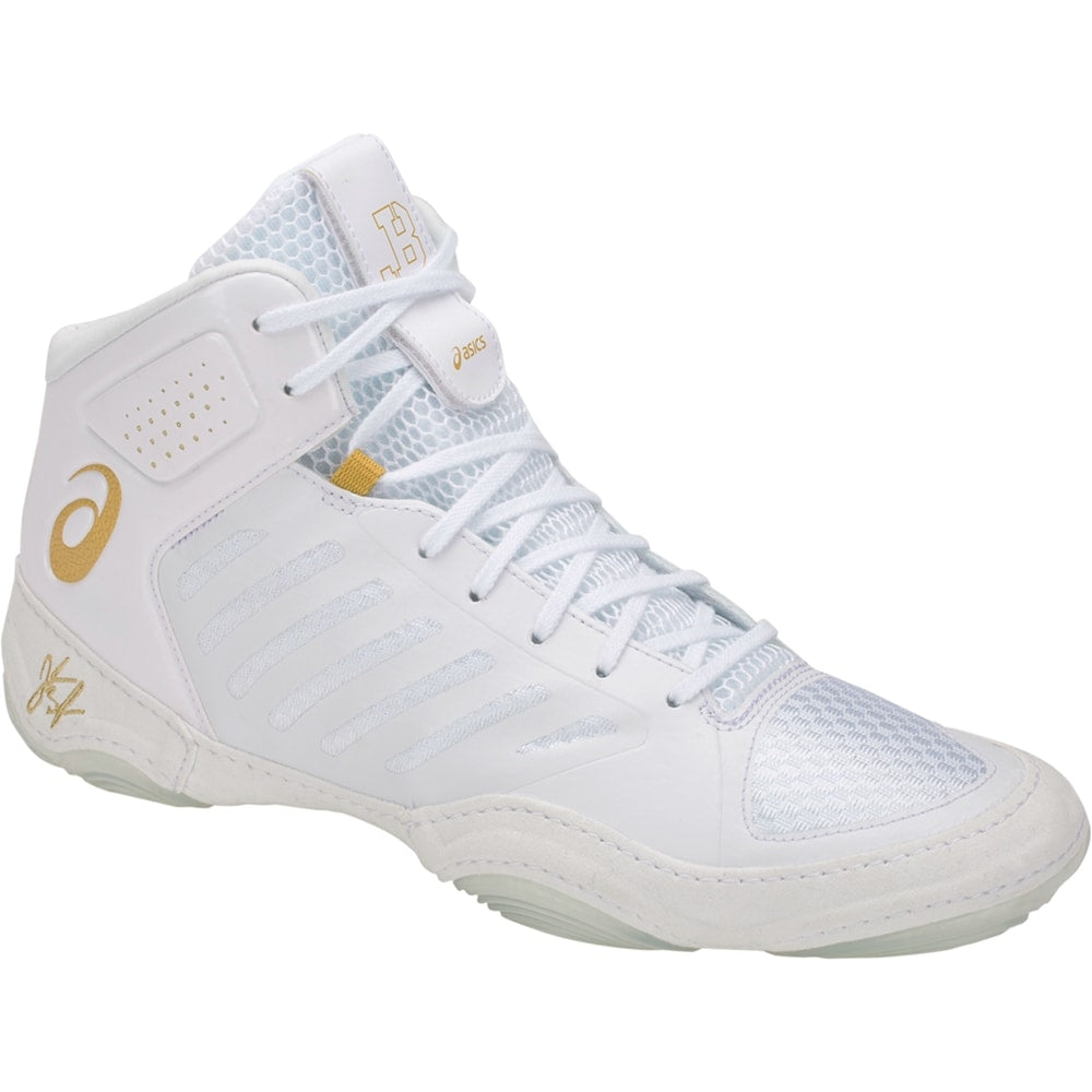nike white and gold wrestling shoes