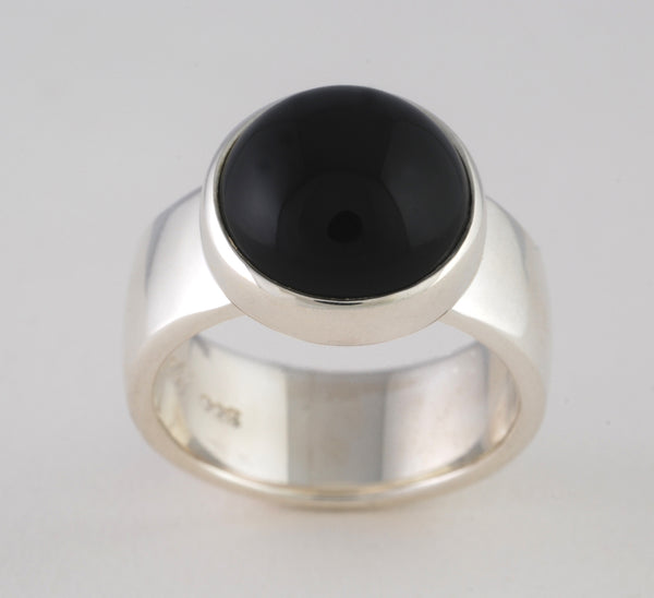 Black Onyx Ring – Masterworks Jewellery By Jonathan Corey