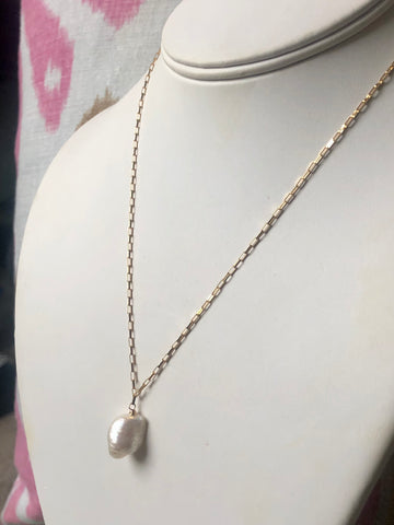 Baroque pearl and paperclip necklace