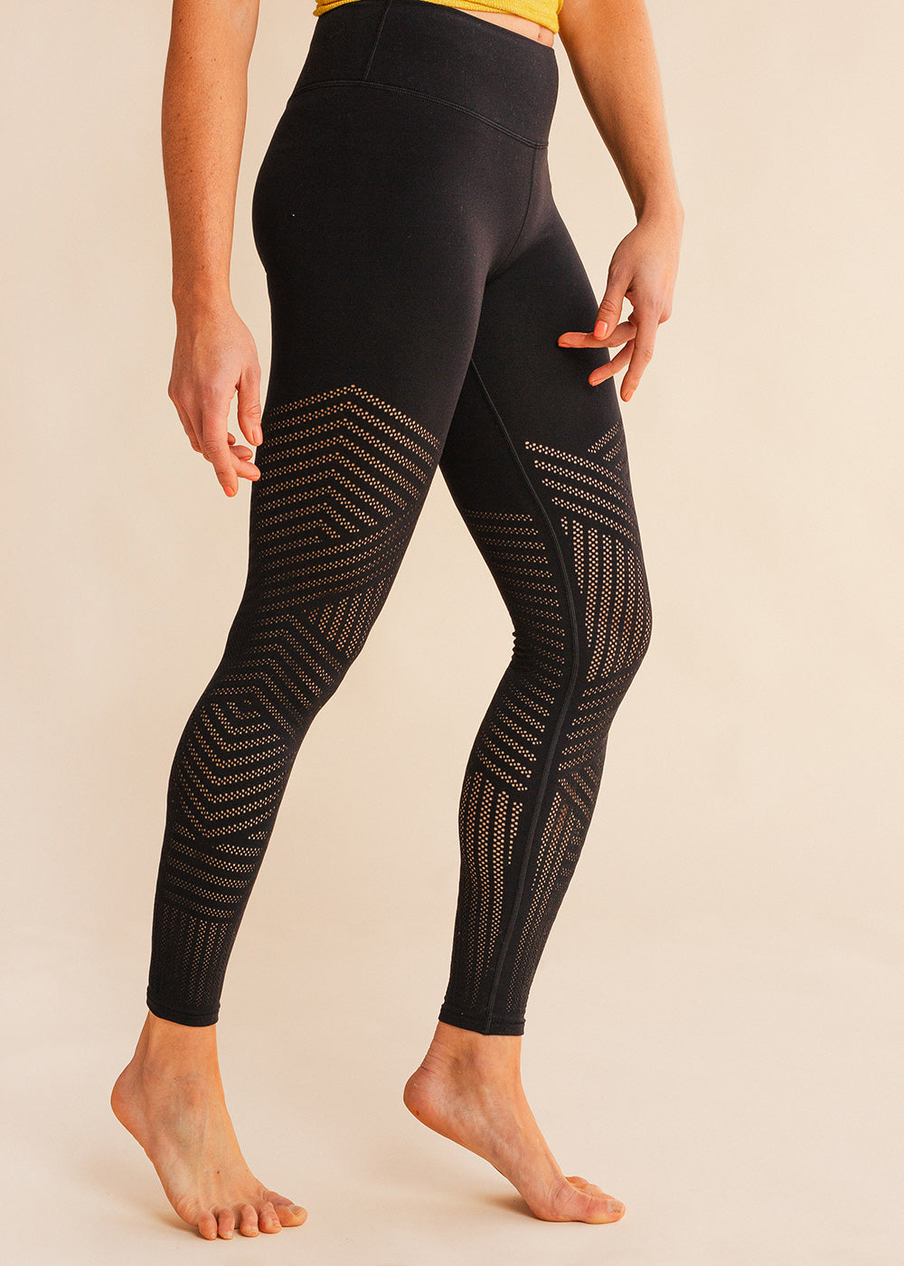 lululemon reveal leggings