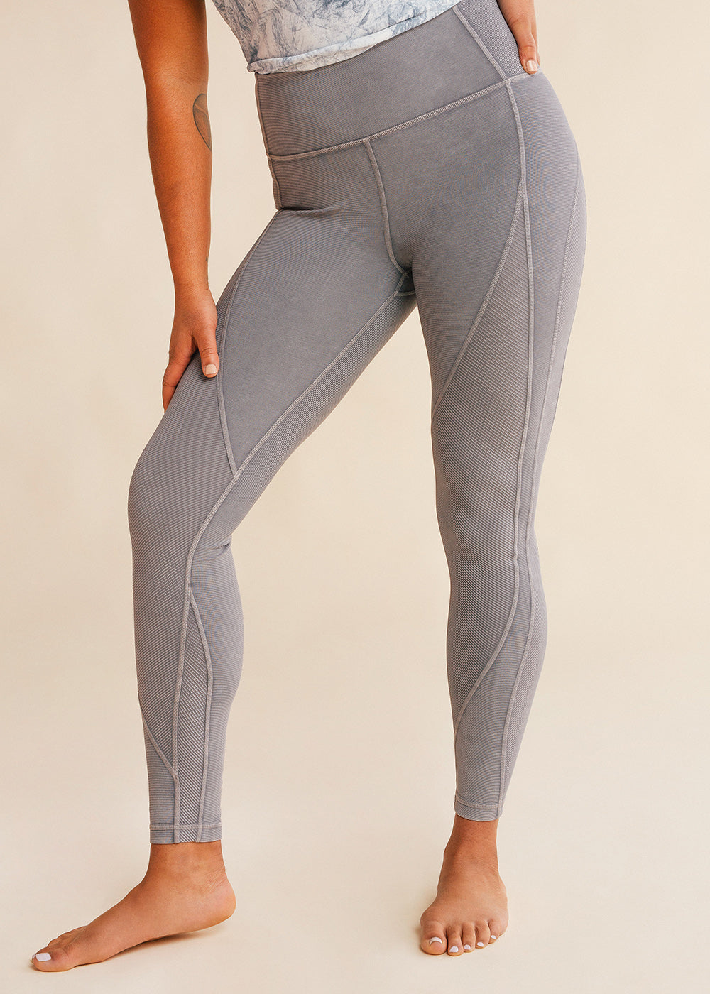 lululemon grey wunder under