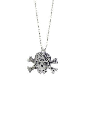 skull and crossbones jewelry