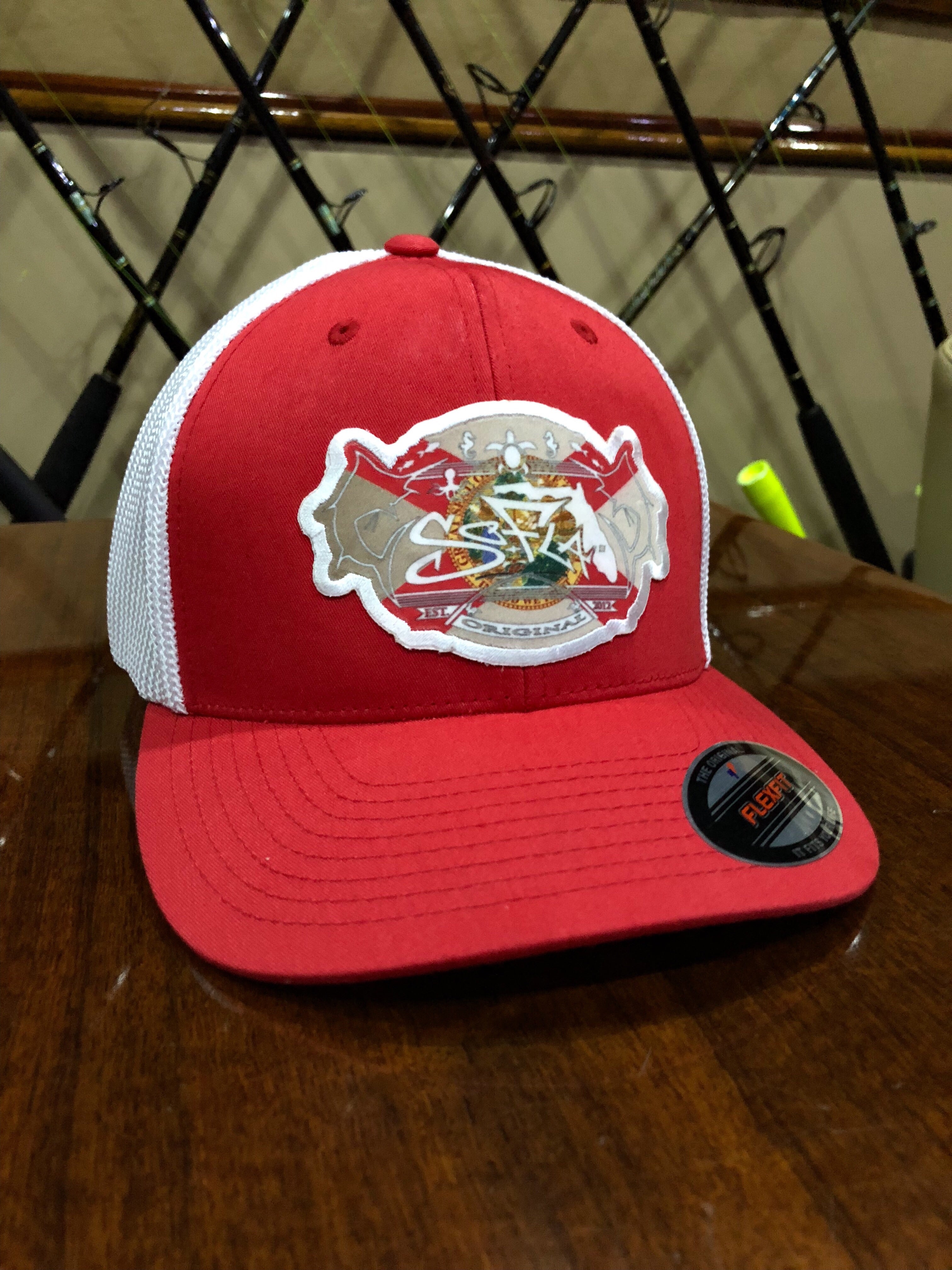 White – Sunwear fit and Red flex Heritage So-Fla trucker