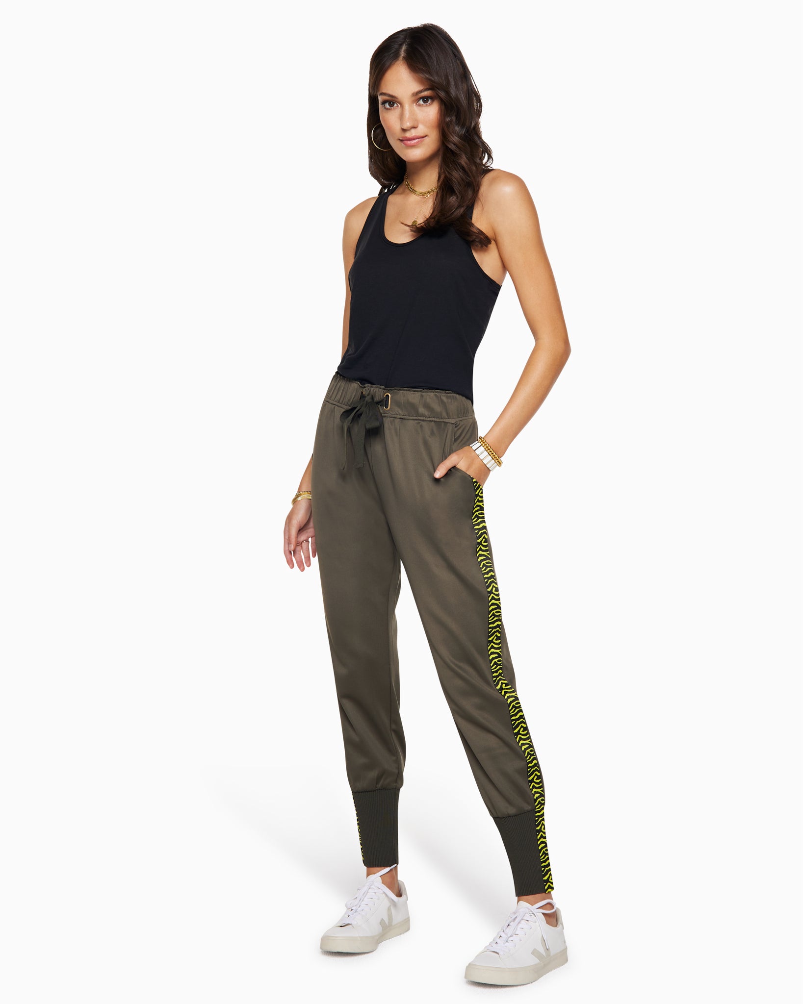  Heather Drawstring Jogger in Olive