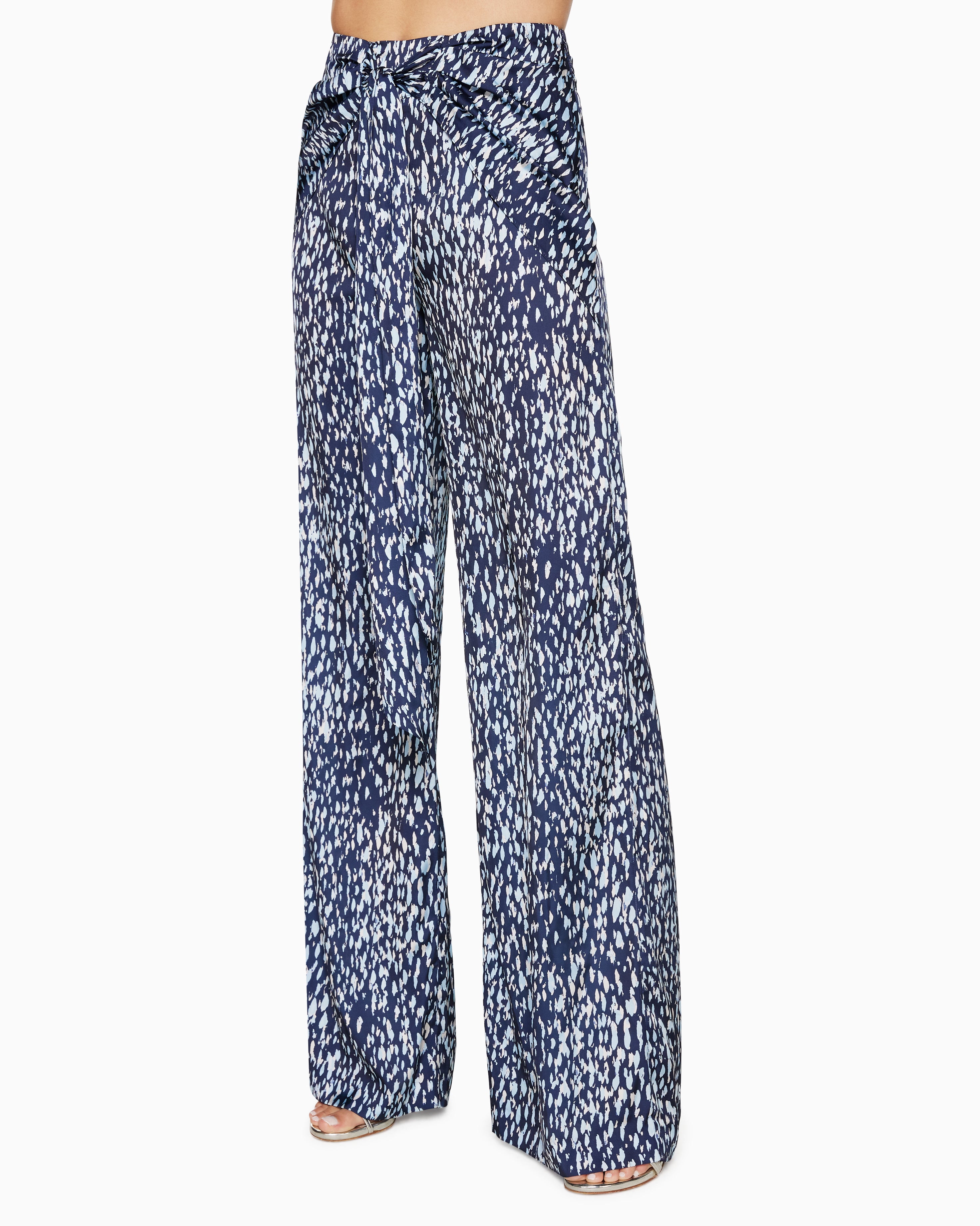  Printed Waverly Wide Leg Pant in Navy Watercolor