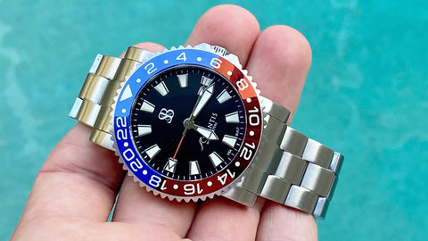 Exterior bezel Men's GMT Watch