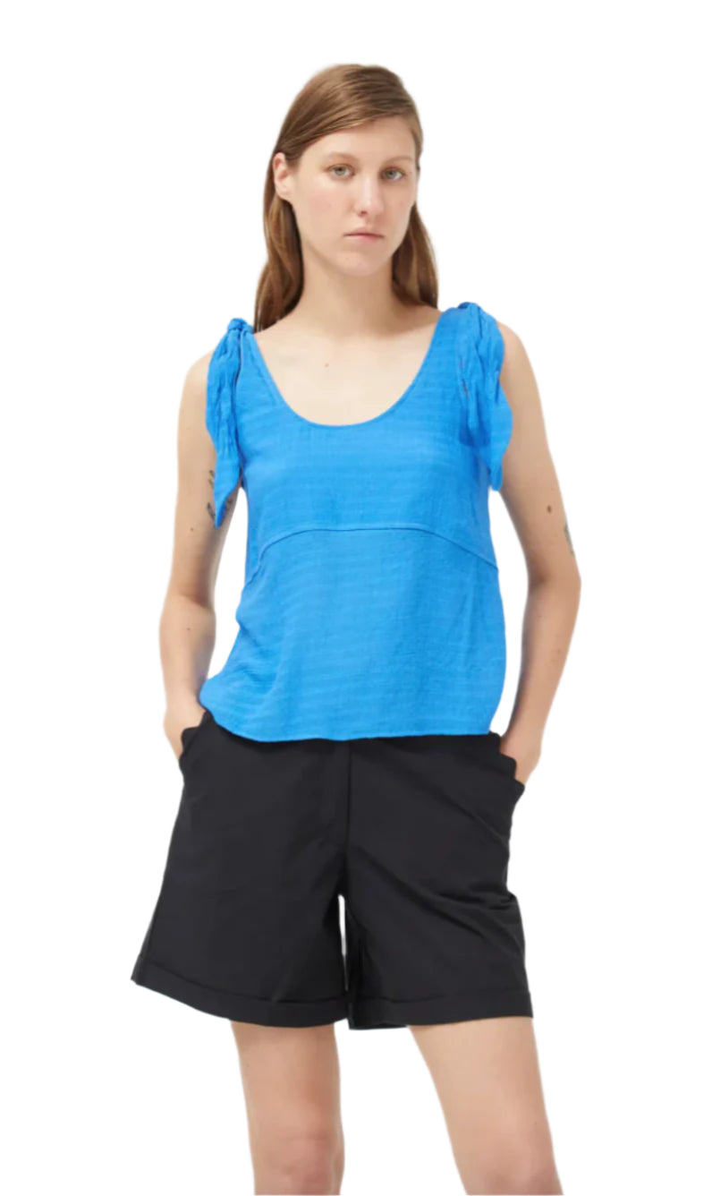 Compania Fantastica Textured Tie Tank Top in Blue or Red