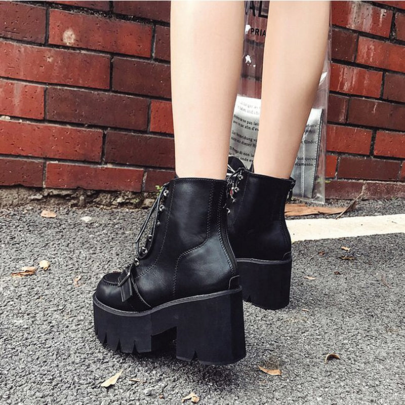 women's lace up platform boots