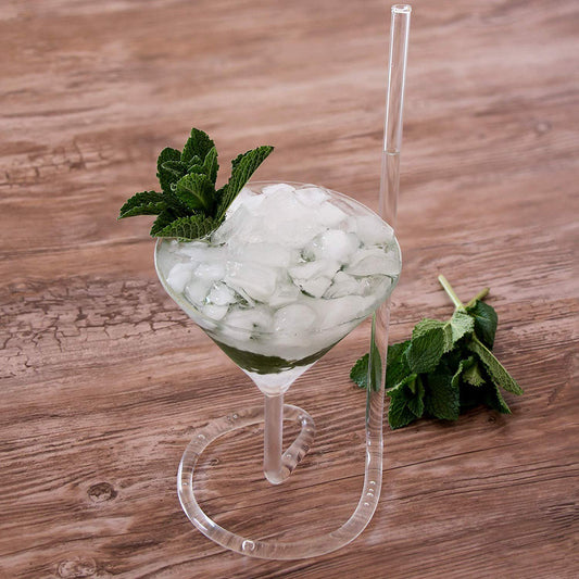 https://cdn.shopify.com/s/files/1/0189/9572/products/Martini-Straw-Glass-02.jpg?v=1558397662&width=533