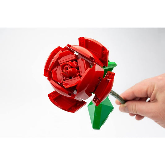 https://cdn.shopify.com/s/files/1/0189/9572/products/lego-rose-building-kit-02.jpg?v=1673728114&width=533