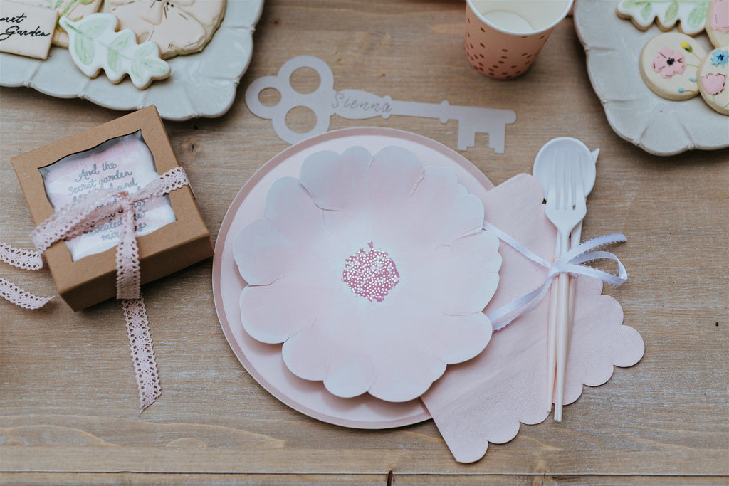 A Little Confetti Flower Plates