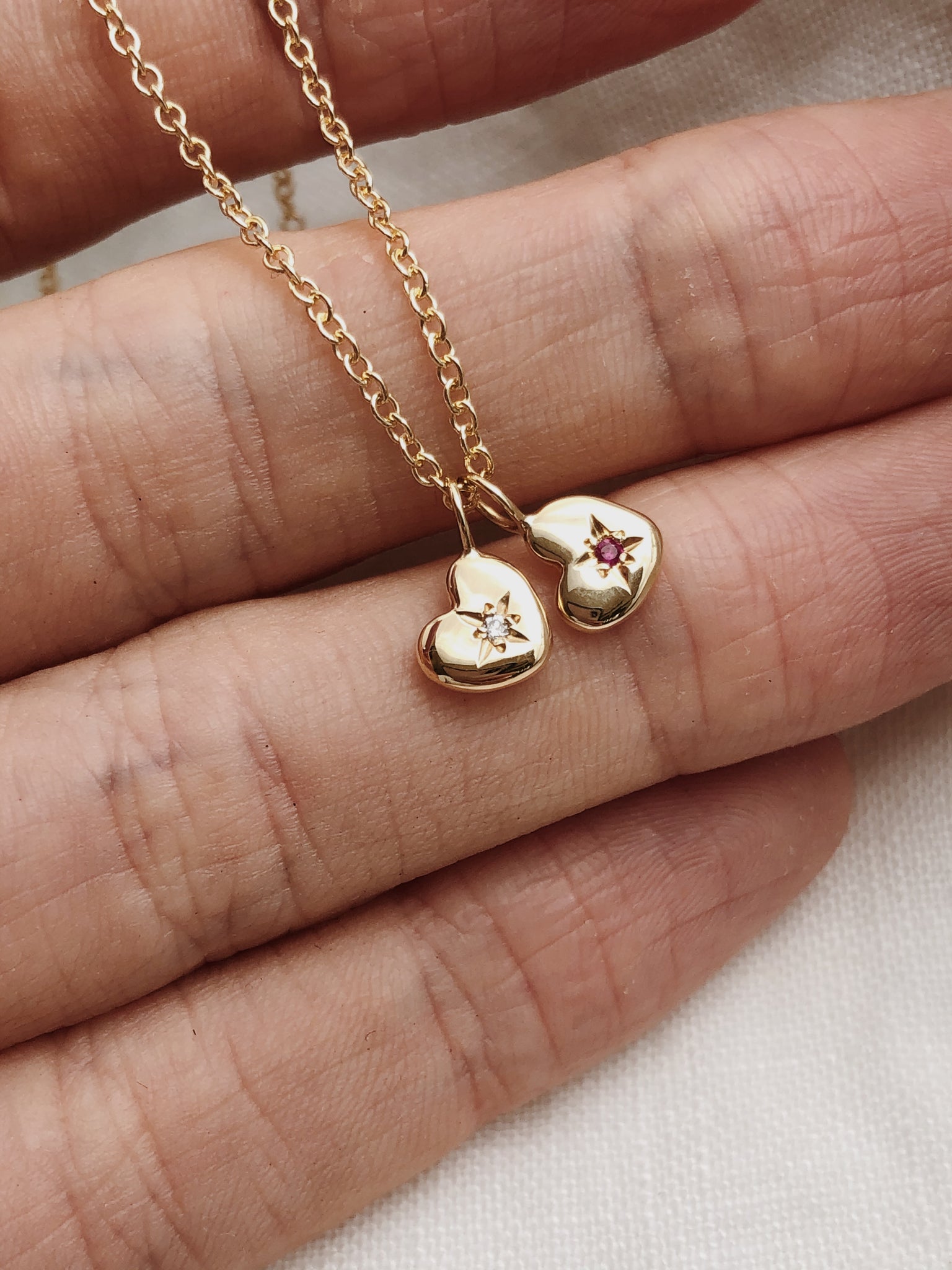 Ruusk Tiny Hearts Necklace