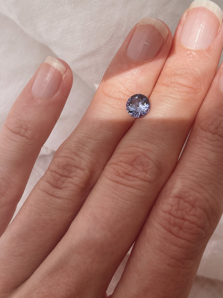 Ruusk jewellery, blue, violet spinel, round,