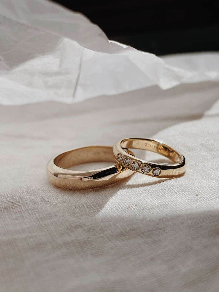 Australian made solid gold wedding rings. Salt & Pepper Diamond Engagement Rings.