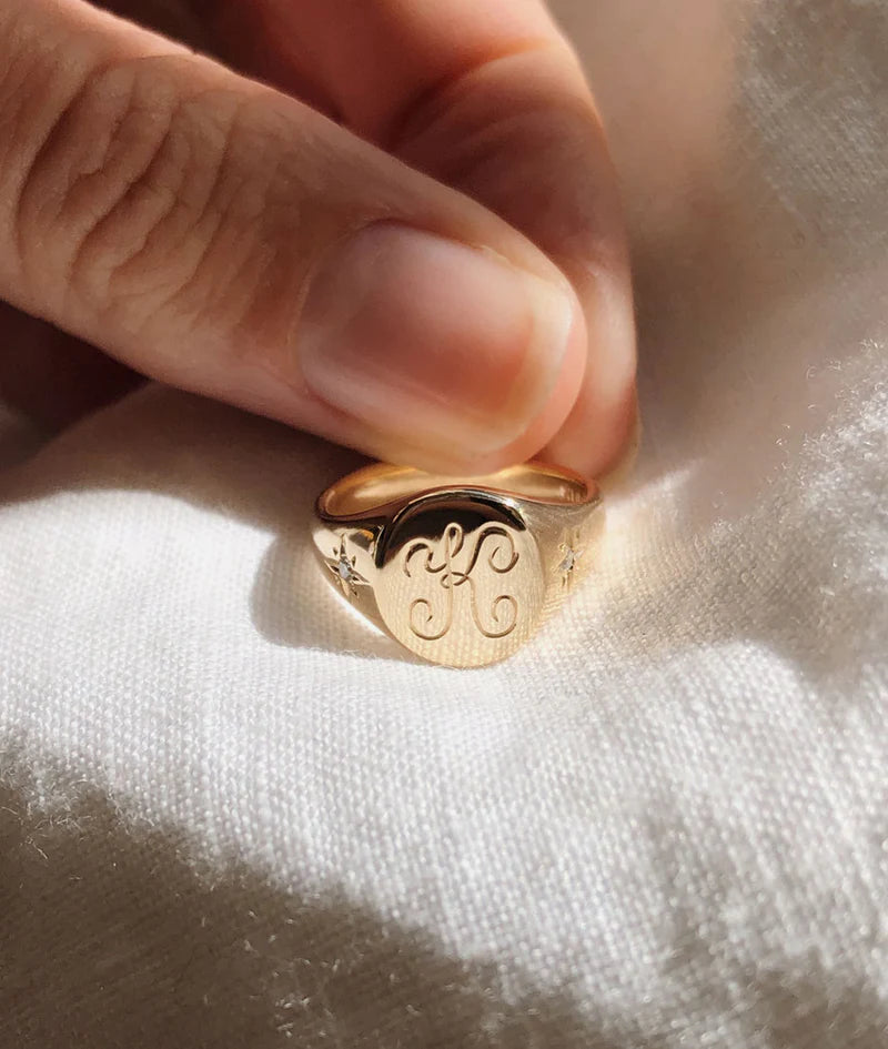 Script Monogram signet ring - Hand engraving Gentleman Style